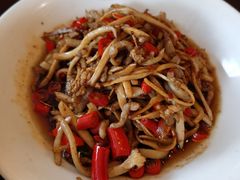鱿鱼炒肉丝-天下客饭店(中山路店)