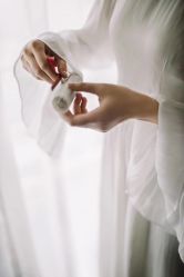 -拉瑞娜LaReine婚纱礼服高级定制