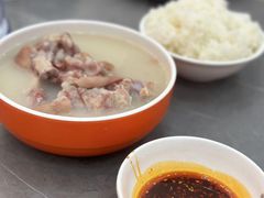 -彭记老妈蹄花(文化路店)