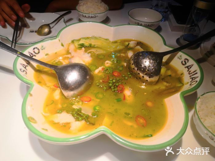撒椒·四川江湖菜(大族广场店)撒椒酸菜鱼图片