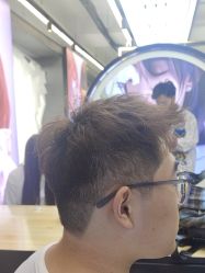 -藤野造型烫发染发