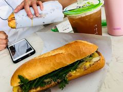 -Bánh Mì Huynh Hoa