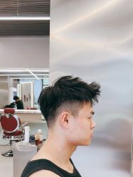 -侨治发型