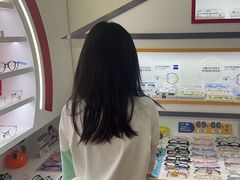 -美空眼镜·星趣控·新乐学·控优点合作店(周浦万达店)