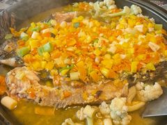 -吞鱼兽麻辣烤鱼(万达店)