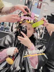 -BULB STUDIO 巴柏明星发型工作室