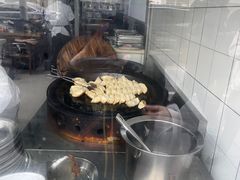 -黄阿姨锅贴大王(万航渡路店)