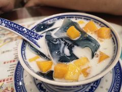 -广信牛奶甜品世家(台东店)