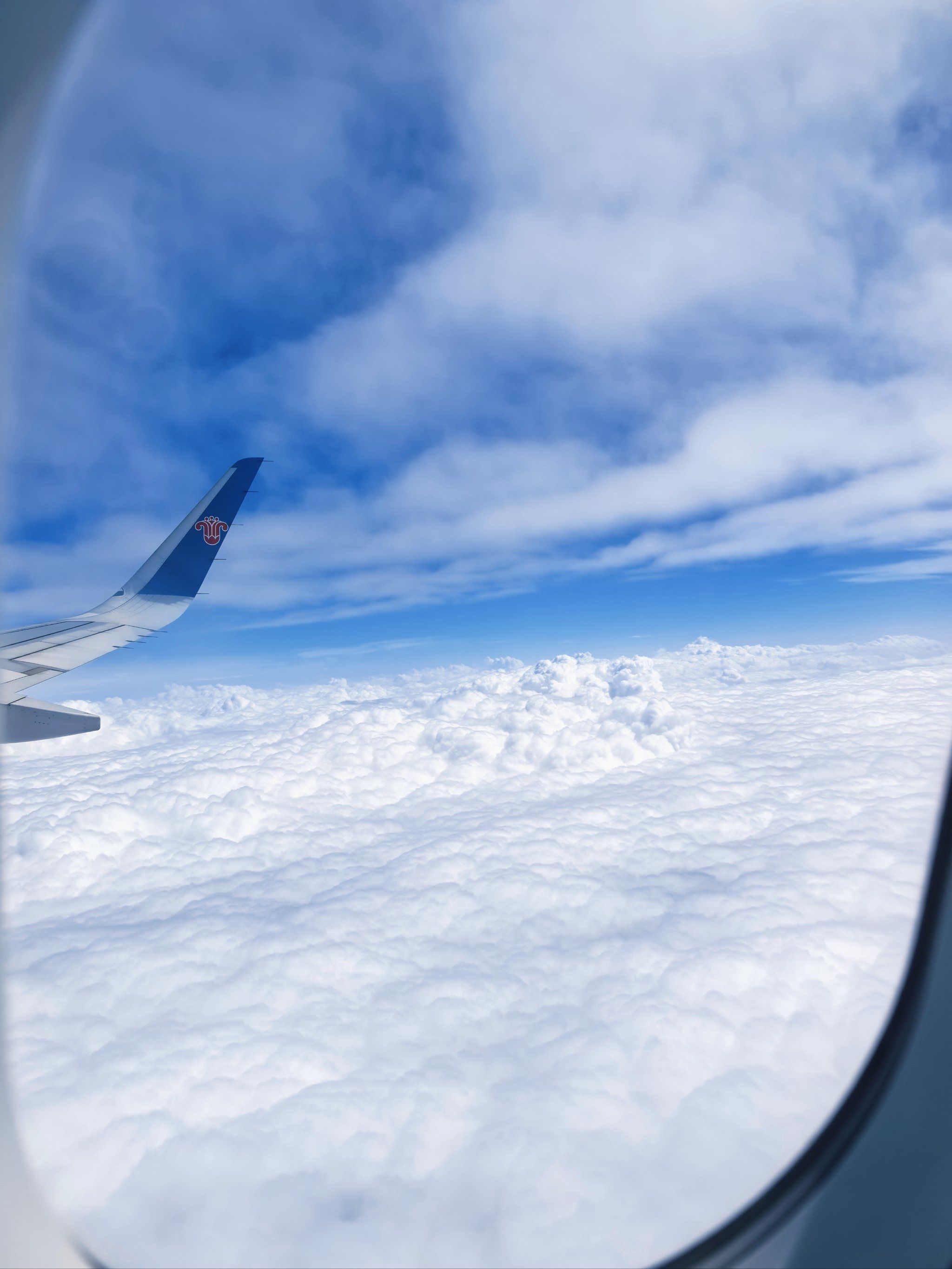 天空摄影大赛|飞机✈️上的云朵,今天很整齐