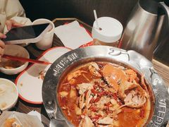 -胖哥俩肉蟹煲(湖滨银泰in77店)