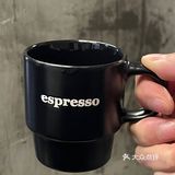 南京最社区的咖啡店三五好友相聚喝咖聊天