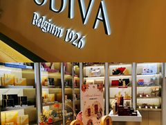 面包甜点陈列柜-GODIVA(国际金融中心店)