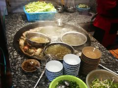 -谢老五跷脚牛肉·非遗传承店