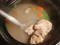青豆马蹄排骨炖汤-绿茶餐厅(蓝色港湾店)