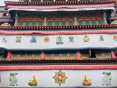-塔尔寺游客服务中心