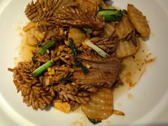 -闫府私房菜·老字号(恒隆店)