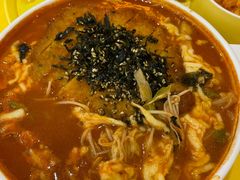 -嗨皮儿·现蒸面皮(抄纸巷店)