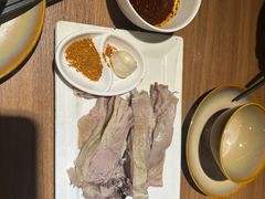 手抓羊肉半斤-贯贯吉·清真餐厅(浙江中路店)