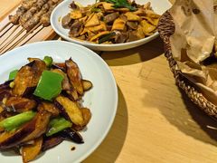 -关东小磨东北菜(上海长风大悦城店)