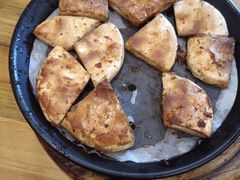 料理烤特色火烧-老东镇啤酒屋海鲜加工·蒸汽海鲜·海鲜烧烤(台东店)