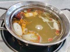 霸王菌菇锅-九玺炉旋转小火锅(柠溪路店)