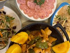 -鹤乡东北菜(崮山路店)