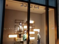 -ZARA(凯德乐峰广场店)