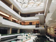 -广东大厦酒店(广州北京路步行街纪念堂地铁站店)