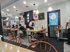 -歹歹的加个面过油肉拌面