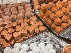 -Laderach 莱德拉(上海环贸iapm店)