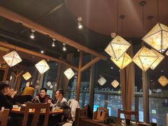 大堂-云海肴·汽锅鸡·云南菜(天山百盛优客店)