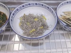 -屯老二农家铁锅炖·行业领军者(梅江店)