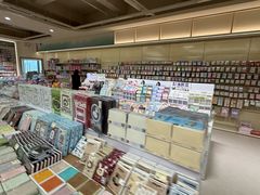 -鹏佳腾学生文创