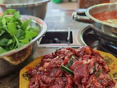 -黄利砖万峰林布依特色酸笋牛肉馆