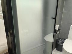-肯定精品酒店(南京龙江地铁站省妇幼保健院南门店)