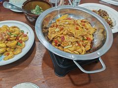 -湖南人家湘菜馆(镇江路店)