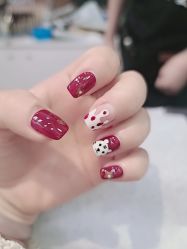 -吉吉靓甲美睫