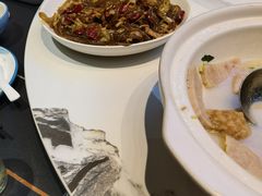 -一品味庄·地标武昌鱼·藕汤湖北菜(黄鹤楼店)