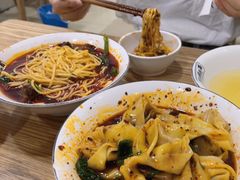 红油抄手-花市豌杂面(民生路店)