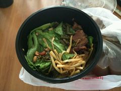 -桂在香知桂林米粉(红博中央公园店)