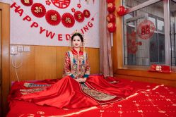 -莫小姐婚纱
