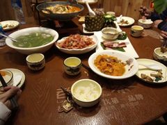 -老滇山寨•云南特色菜•地方菜•民族风情歌舞表演(金碧店)