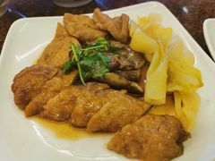 -猪脚洪隆江猪脚饭