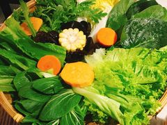 -尚尚仙·酸汤猪手·猪肚鸡火锅(华联万柳购物中心店)