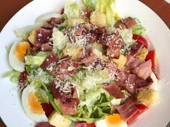 经典凯撒沙拉-魏斯理汉堡(西安沣东吾悦店)