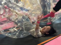 -嘿哟动霸CHUA·新潮玩运动娱乐中心·蹦床滑冰团建乐园