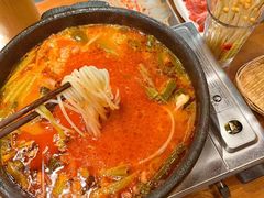 -黔有有贵州酸汤夺夺粉火锅(五味十字店)