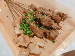 烤牛肉-巴厘龙虾·榜首油焖大虾(音乐学院·沿江酒馆店)