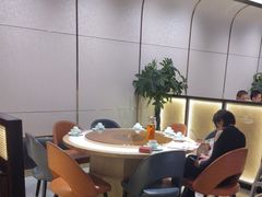 -自己人·宜昌菜(水悦城店)