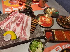 -轻烧烤肉(光谷步行街店)